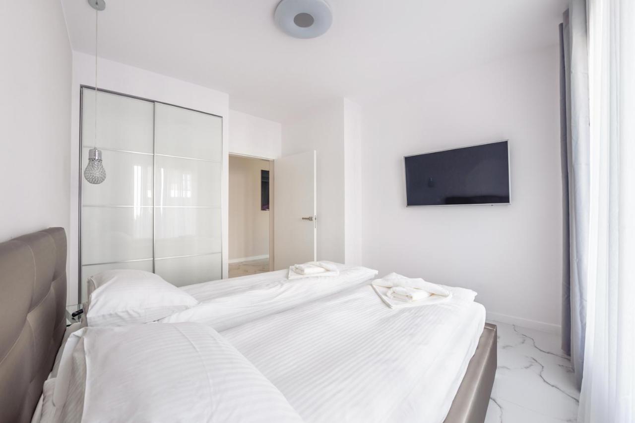 Luxury Long Island Suite Gdaňsk Exteriér fotografie