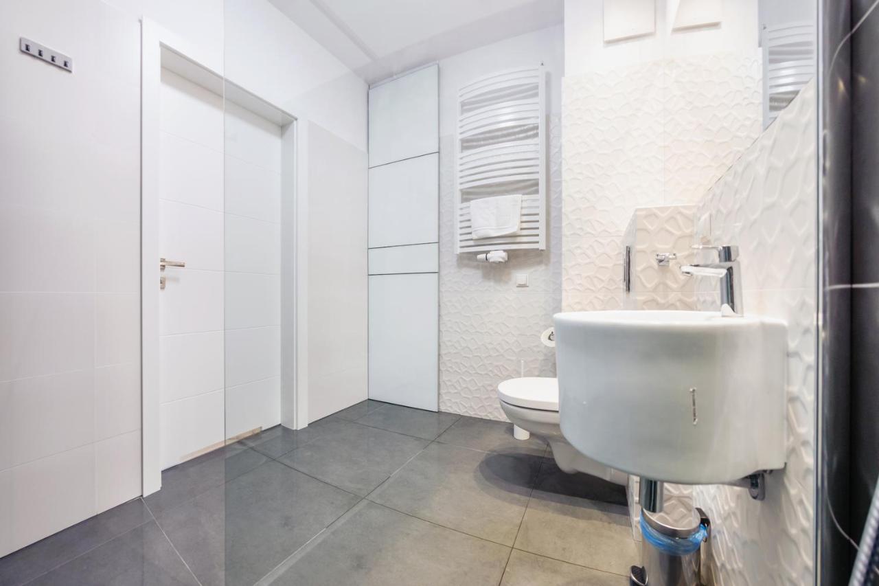 Luxury Long Island Suite Gdaňsk Exteriér fotografie