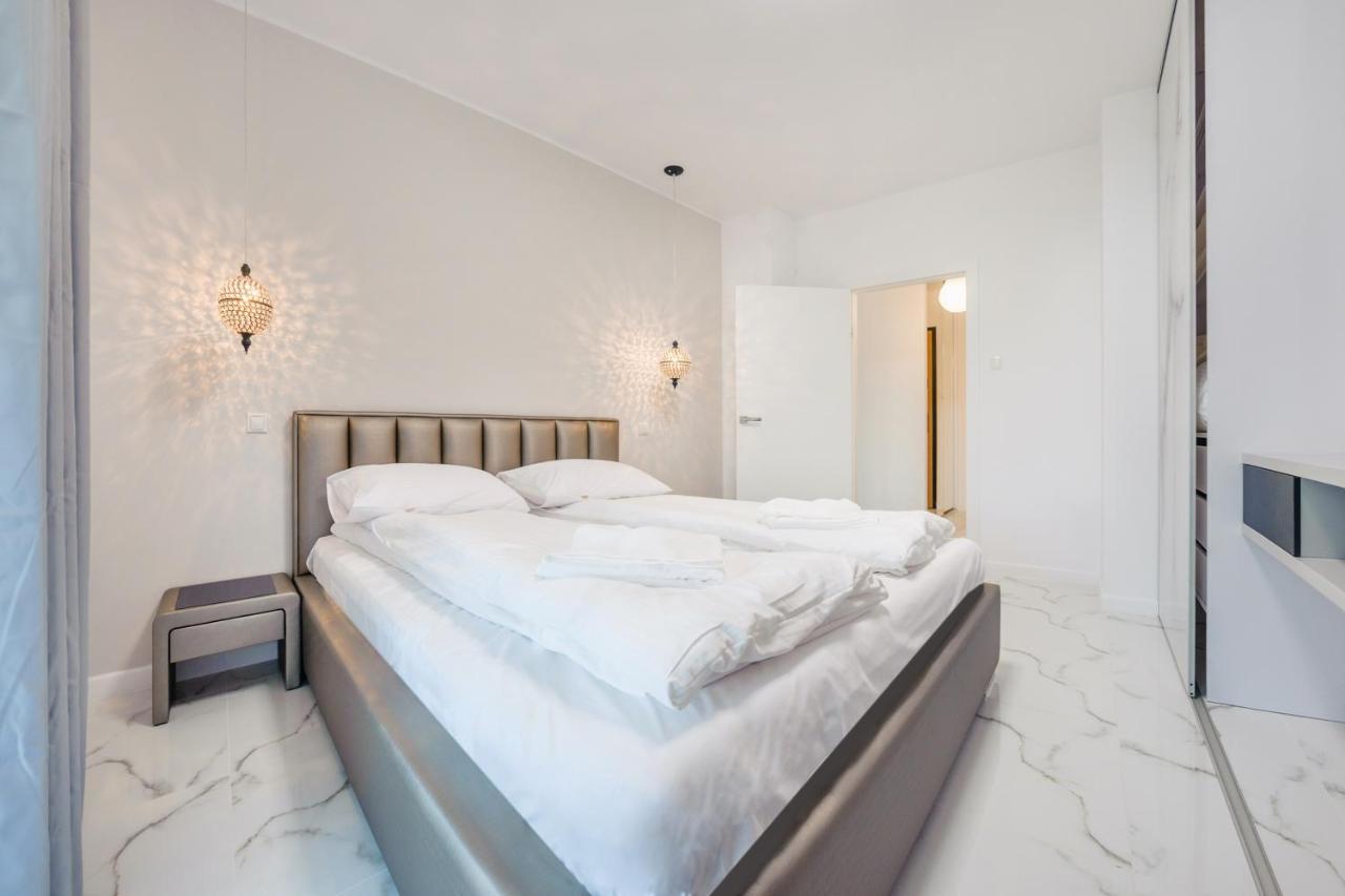 Luxury Long Island Suite Gdaňsk Exteriér fotografie